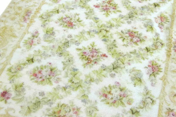 Blomster mønstret miniature tæppe