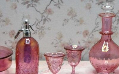 Rosa miniature glaskunst – Tranebærglas / Cranberry glass / Guld Rubinglas