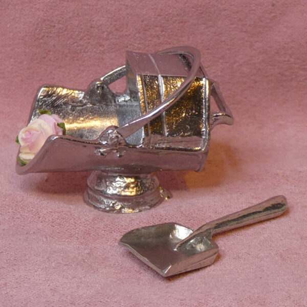 Miniature koksspand i metal