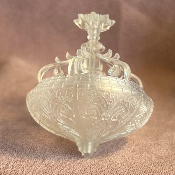 Miniature lofampel i Tiffany stil