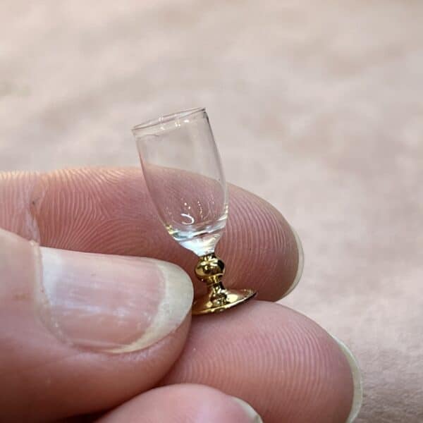 Drikkeglas i miniature lavet i ægte glas med ægte guld