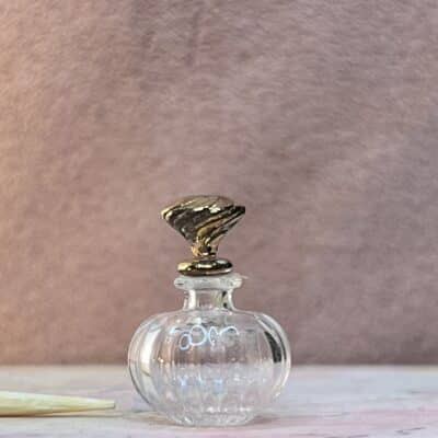 Miniature parfume flaske
