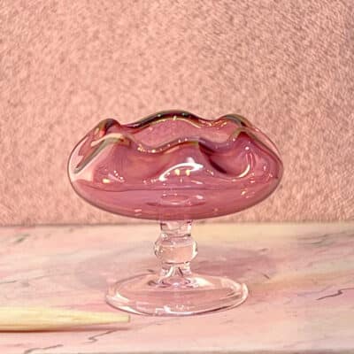 Tranebærglas rosenskål i miniature 1:12