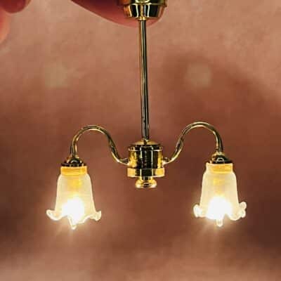 Loftlampe i miniature til dukkehus strøm 12V