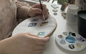 Alona Minikunst - miniature malerier til dukkehuse