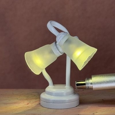 LED bordlampe m. X skærme - hvid