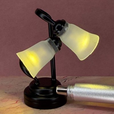 LED bordlampe m. X skærme - sort
