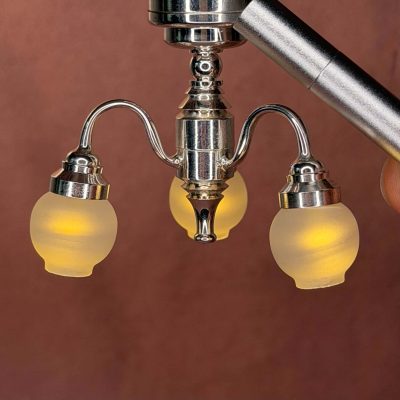 LED "sølv" lysekrone 3-armet